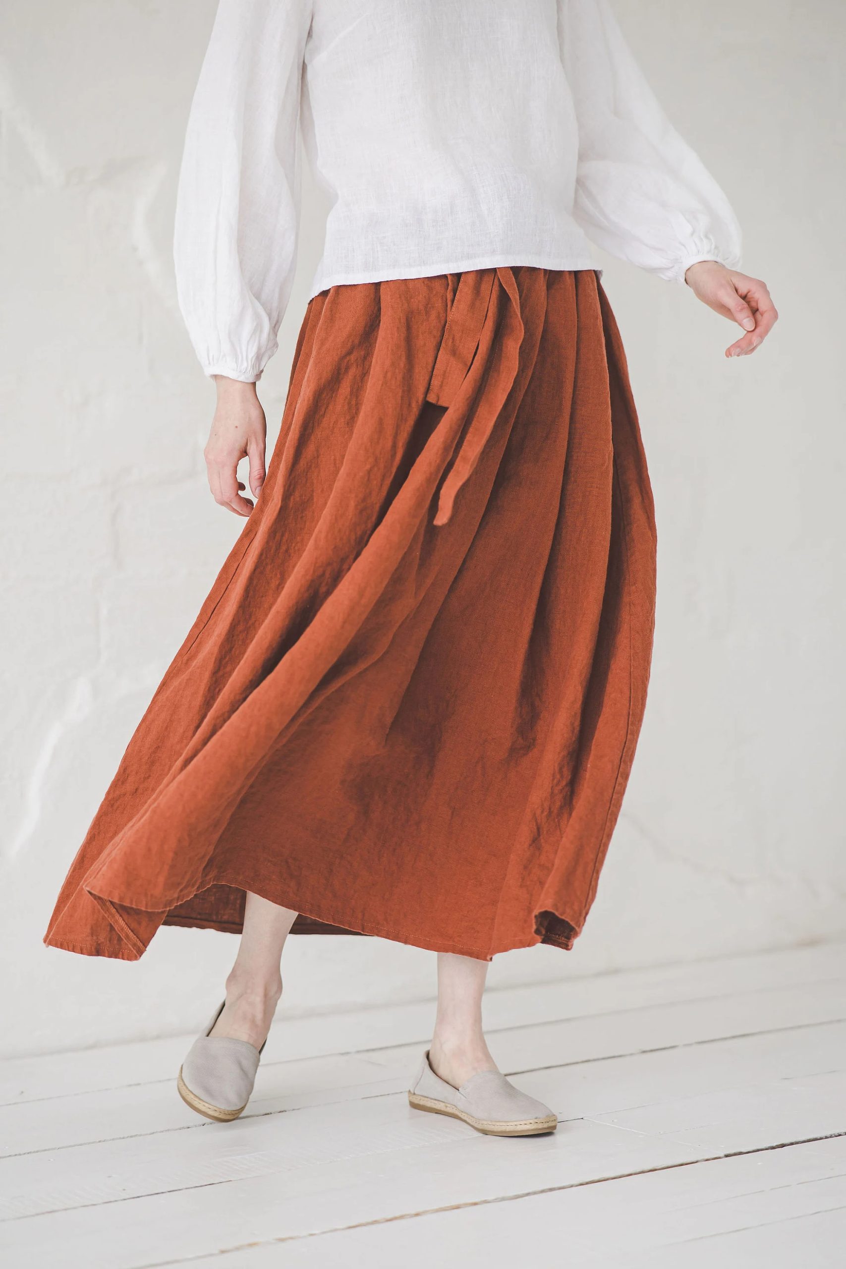 Women's Linen Tie-Waist Maxi Skirt - Image 4