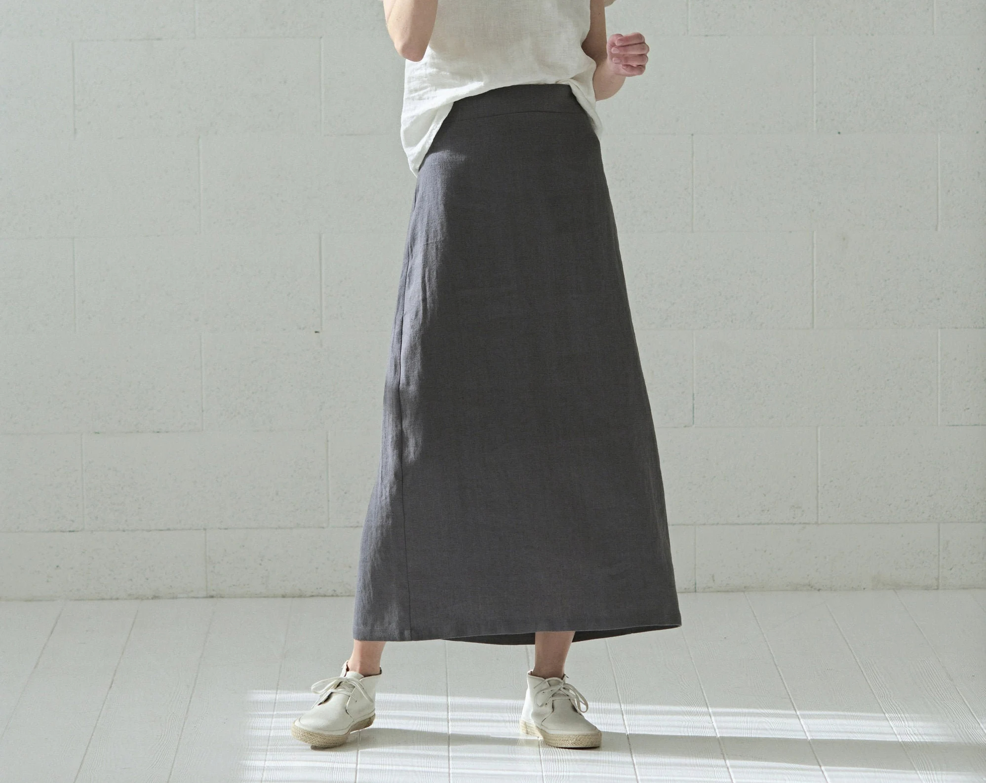 Elegant and casual women's linen maxi skirt - Image 5