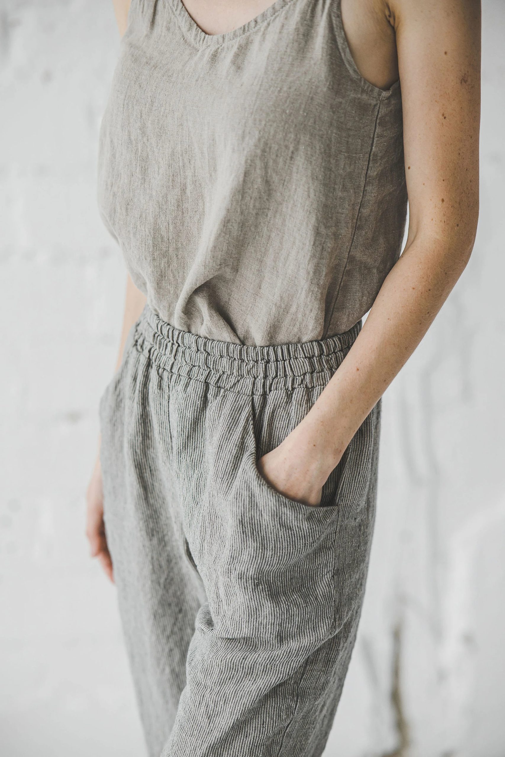 Women's Linen Striped Harem Pants - Image 4