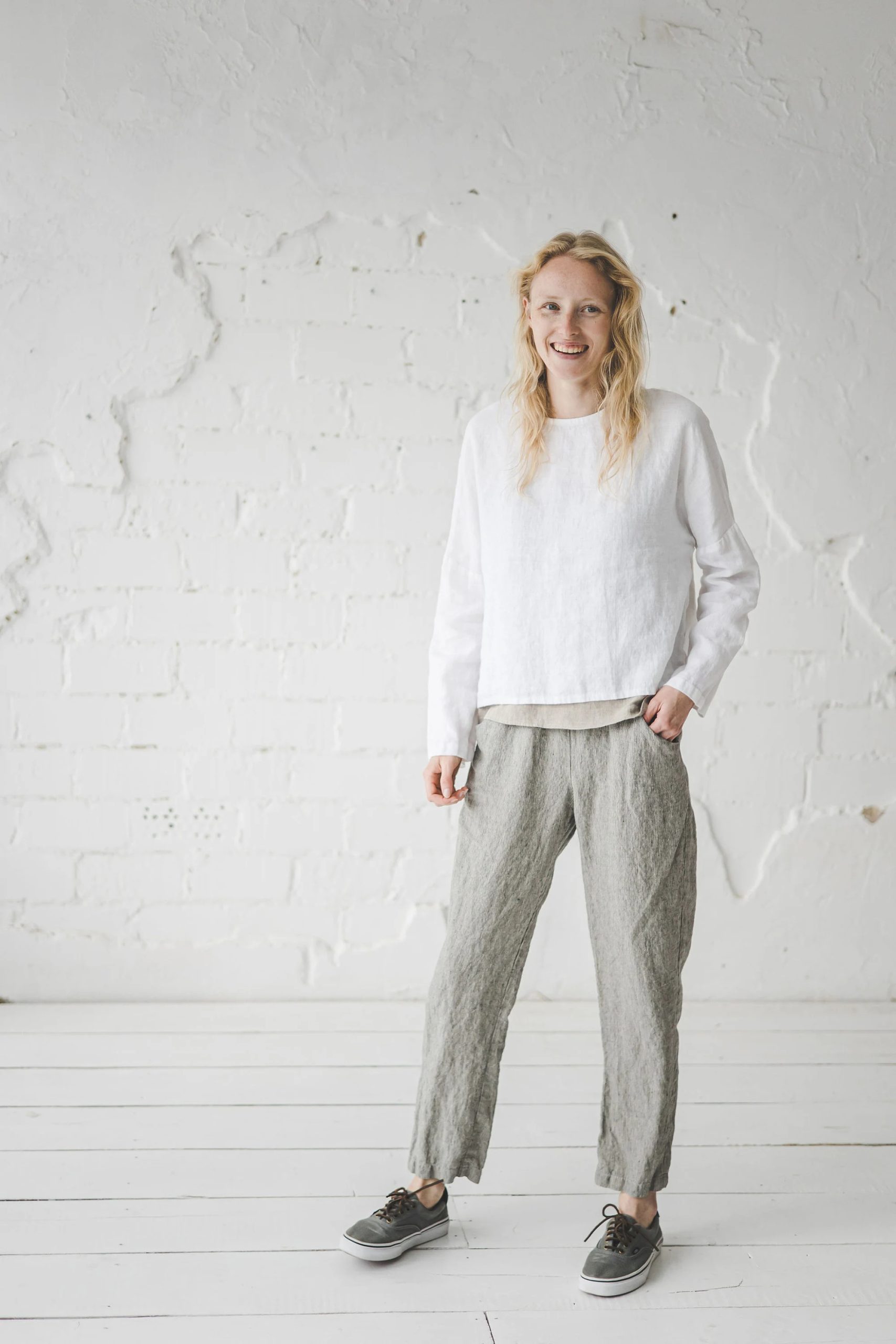 Women's Linen Striped Harem Pants - Image 3