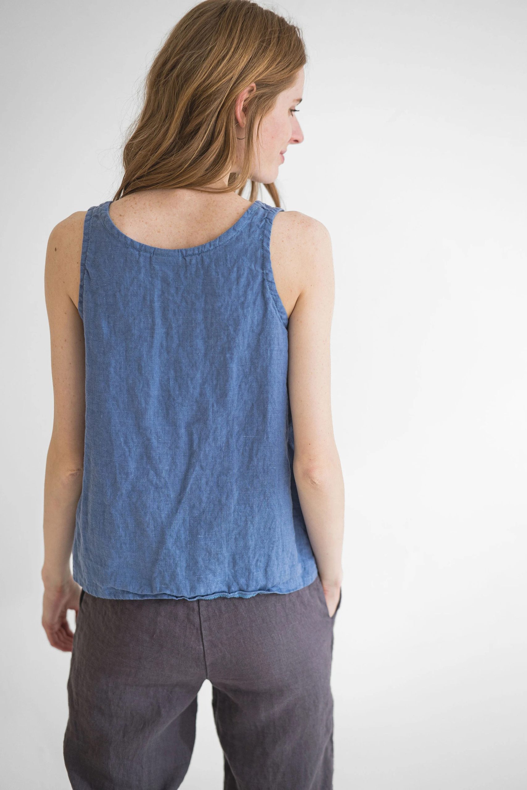 Summer essential women's linen sleeveless vest - Image 5