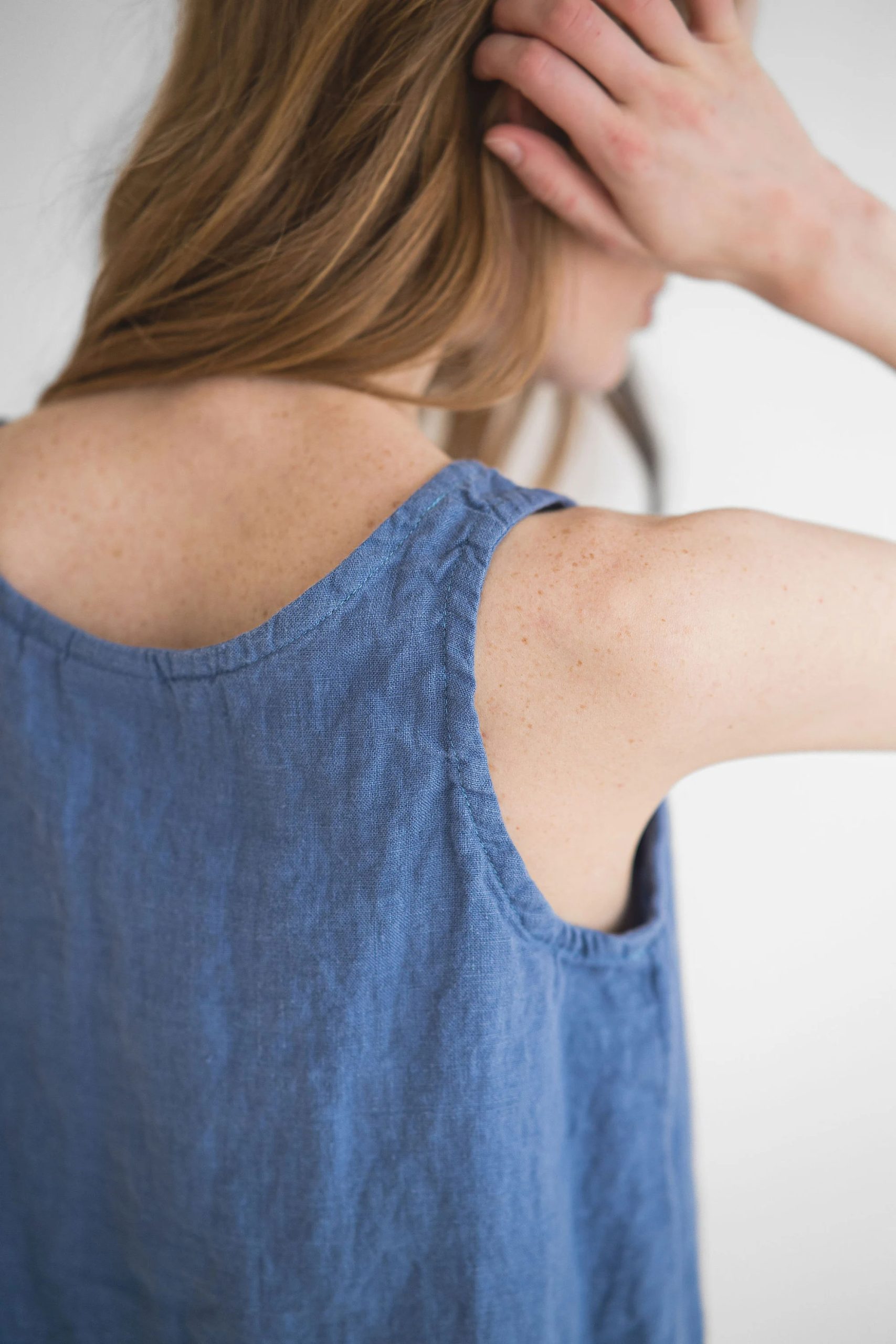 Summer essential women's linen sleeveless vest - Image 3