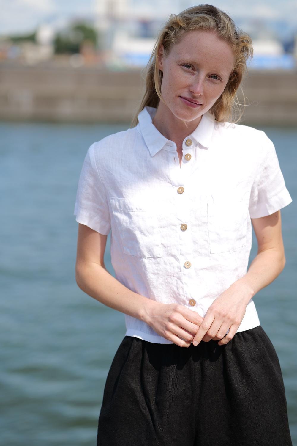 Women's Linen Short Sleeve Button-Down Shirt - Image 5