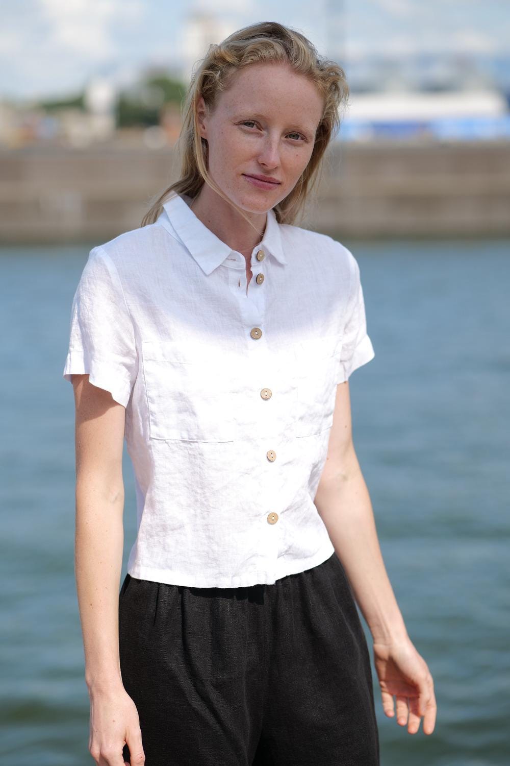 Women's Linen Short Sleeve Button-Down Shirt