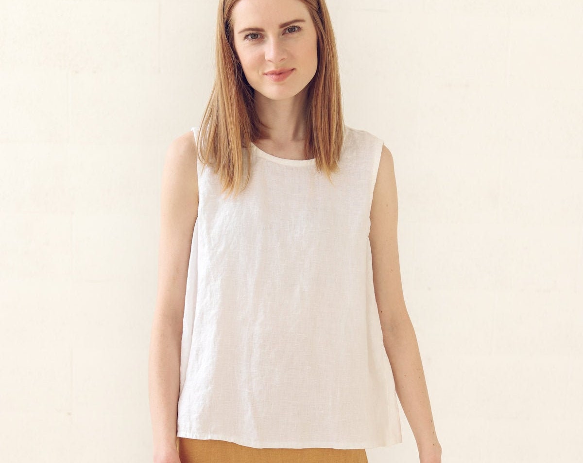 Summer women's linen sleeveless top