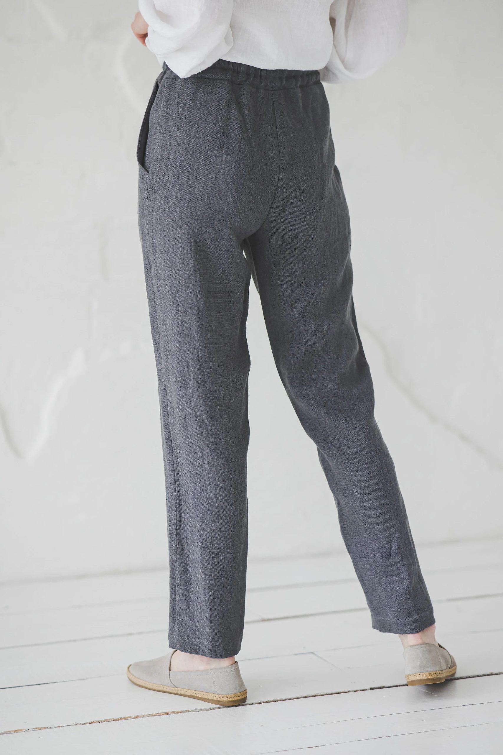 Women's Linen Drawstring Pants - Image 3